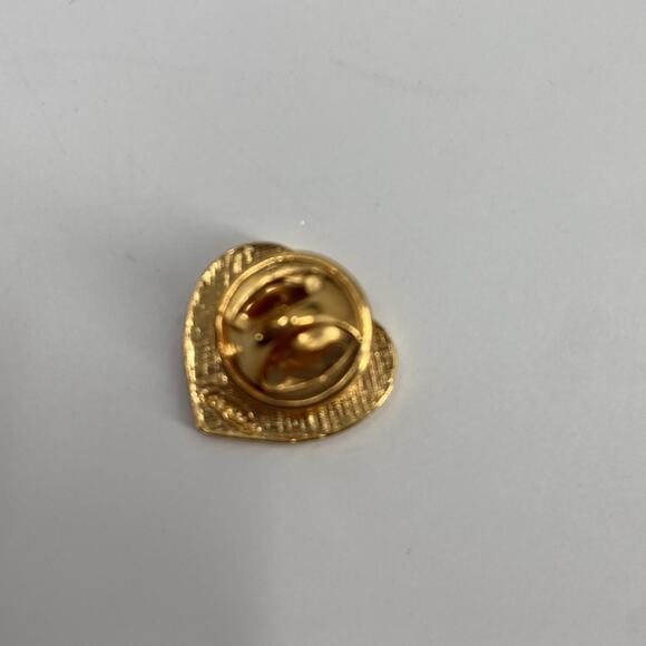 Vintage Avon American flag heart pin - Picture 2 of 5